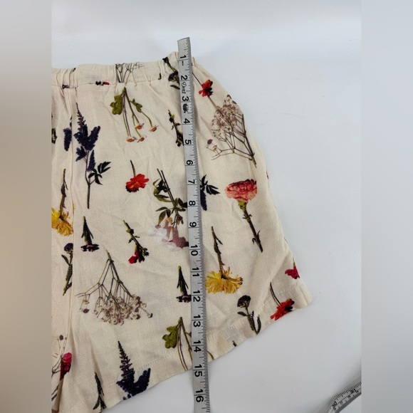 Lisa Says Gah Andie Women Linen Blend Shorts - Picture 6 of 7